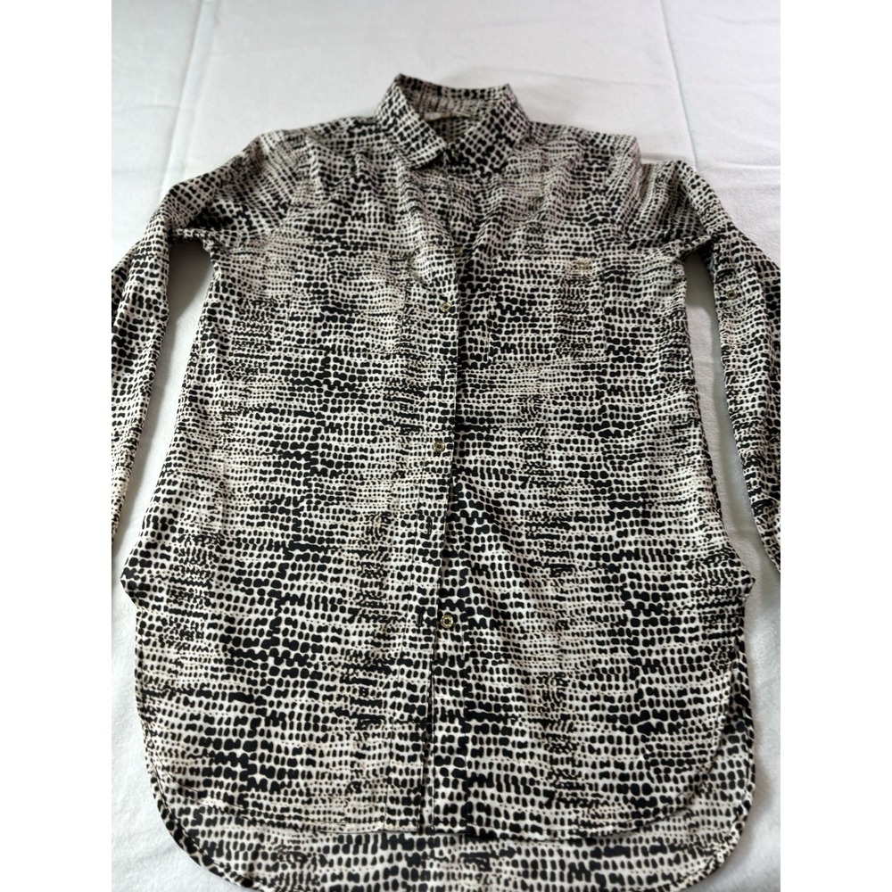 Calvin Klein Snake Skin Button Front Long Sleeve Blouse Size XS Fits Like Med‎